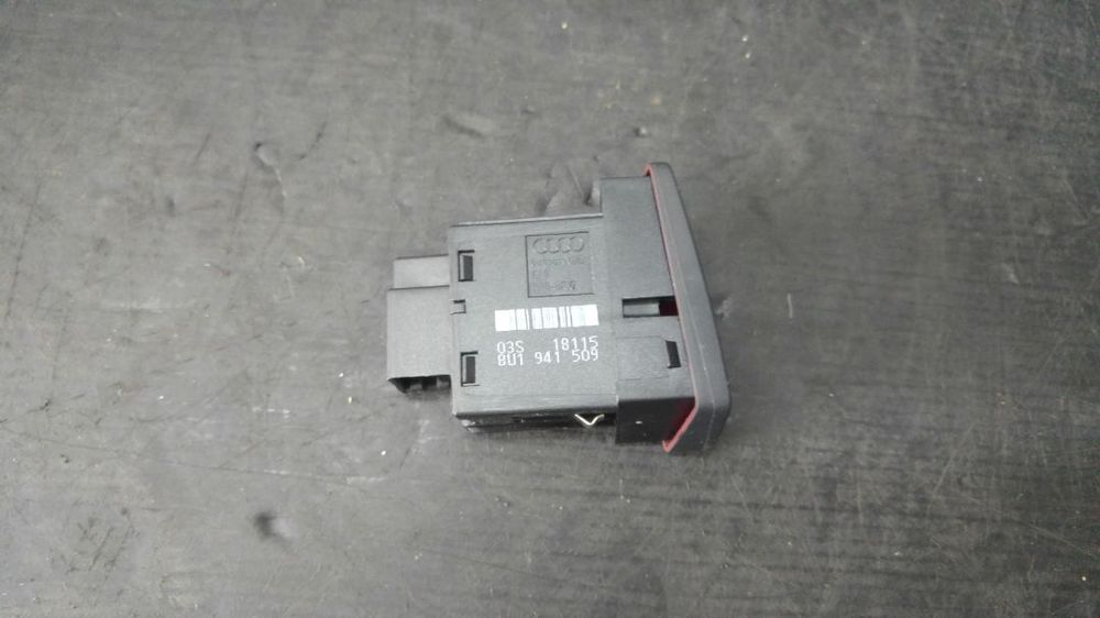 Buton avarie audi q3 8u 8u1941509
