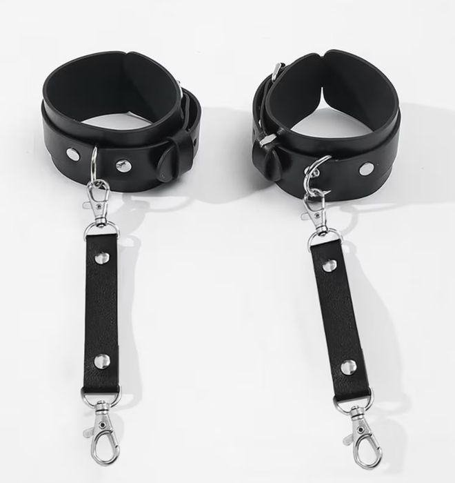 Portjartiere sexi + Catuse piele ecologica BDSM ( set lenjerie sexi accesorii)