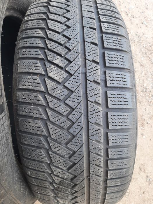 Продам шины 235/55/17 континенталь