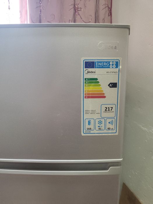 Холодильник Midea