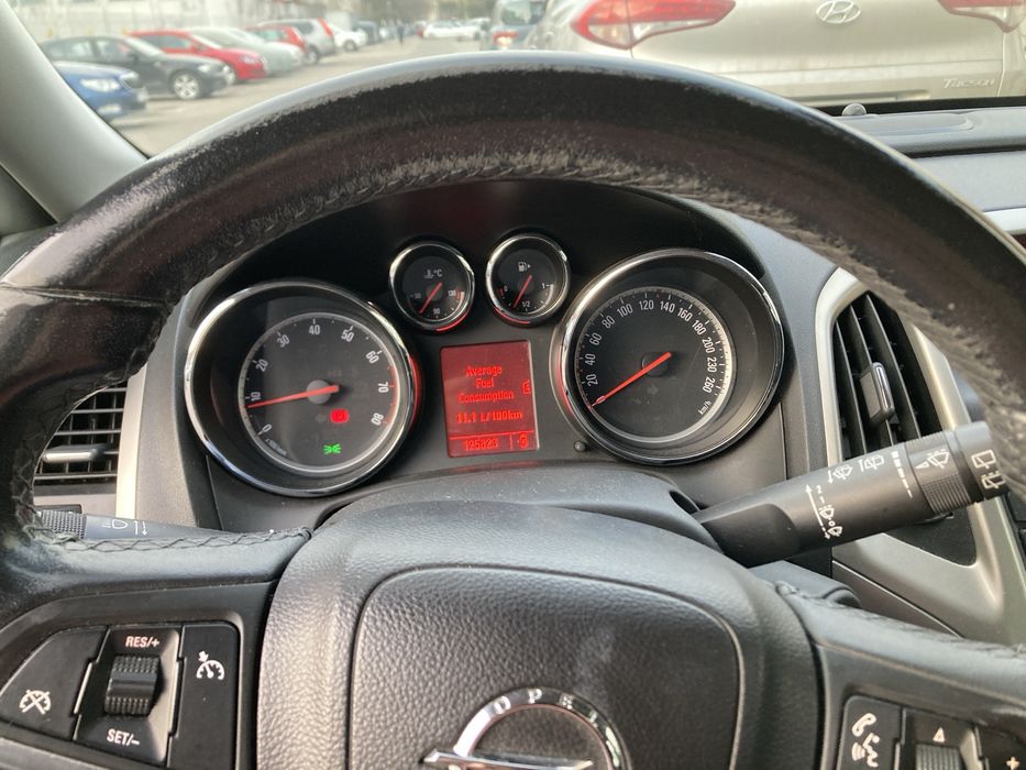 OPEL Astra 2011 — imagine 13