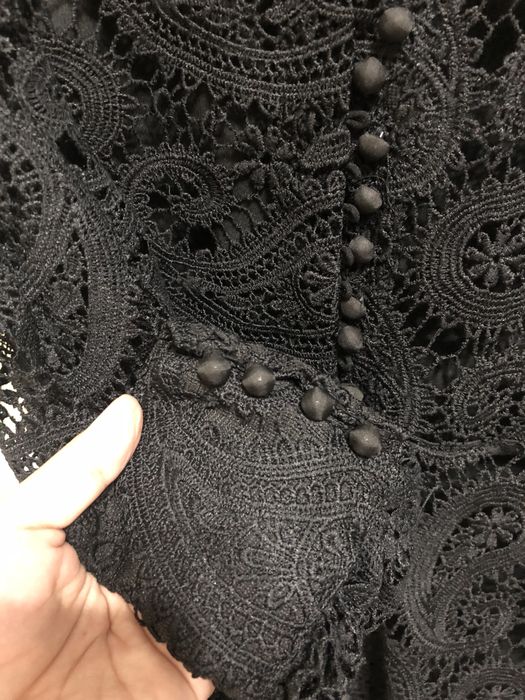 Продам платье кружева