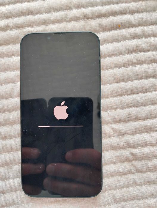 De vânzare iPhone 13