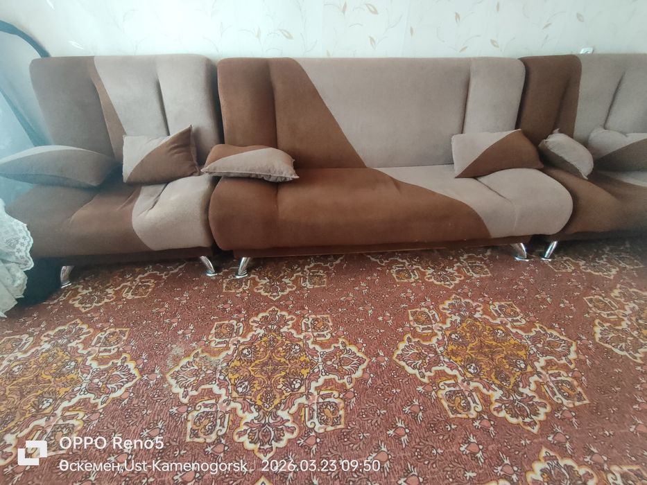 Отдам диван  б/у