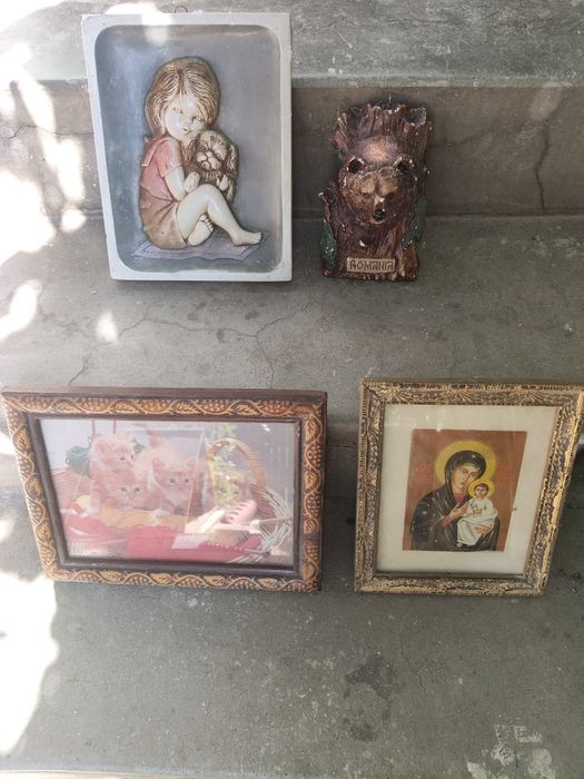 Vând urgent tablouri și decorațiuni de perete vintage