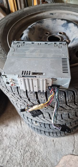 Оригинальная магнитола JVC