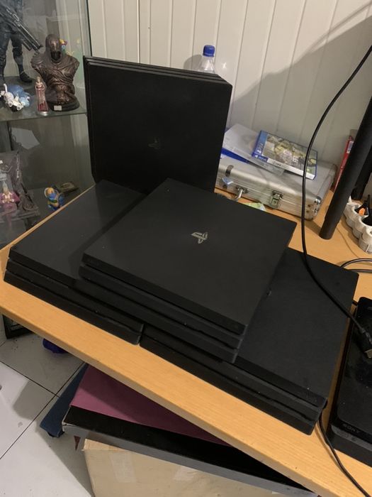 Playstation 4 pro ultimu model aparut garantie 30 zile ps 4 4k