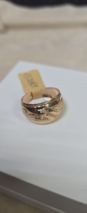 Кольцо золотое за грамм 44000