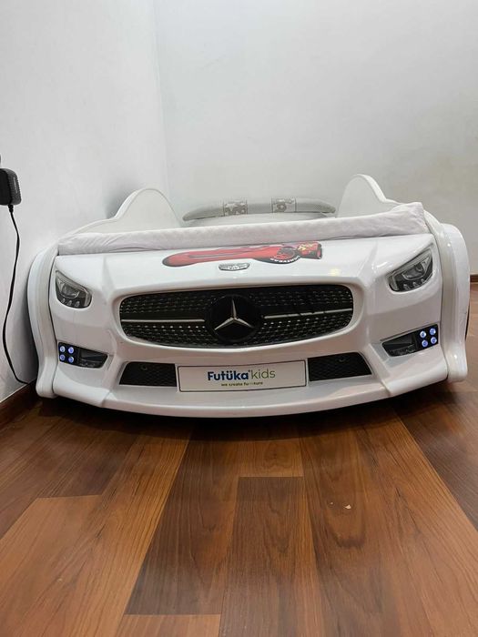 Детская кровать авто Мерседес 3D