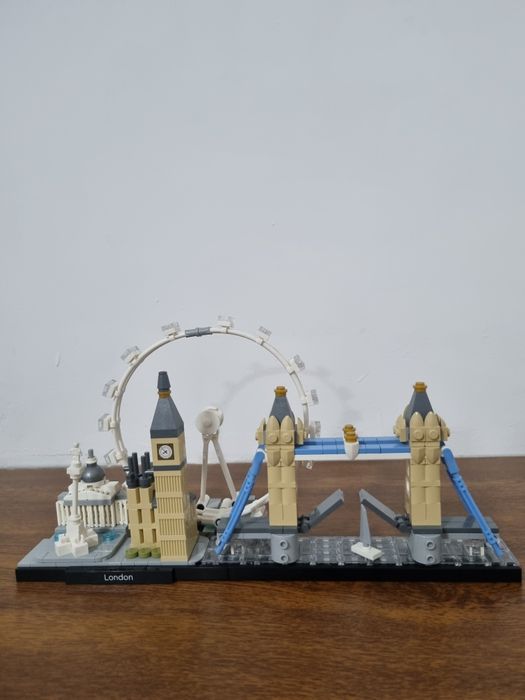 Lego Architecture Cities skyline sets