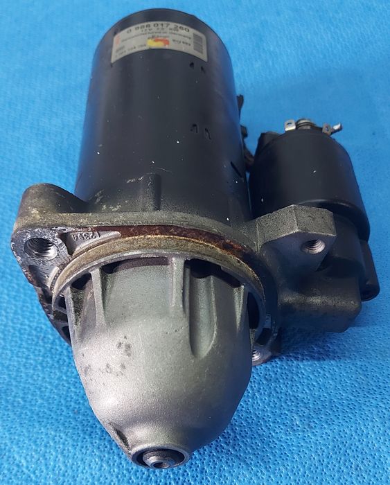 Стартер Бош ,мерцедес 2.2 цди