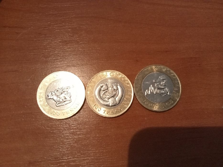Продам монеты наминалом 100 тенге
