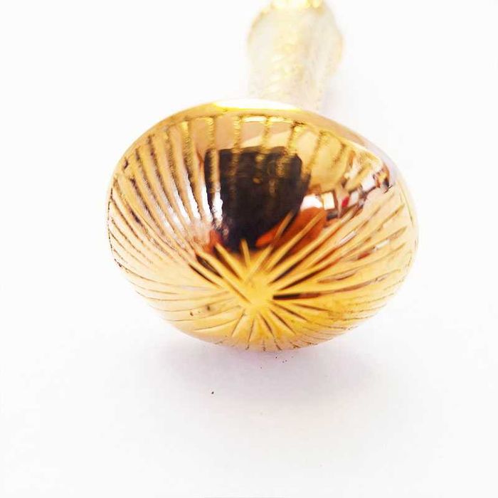 Първокласни бастуни с бронзови дръжки и тиково дърво