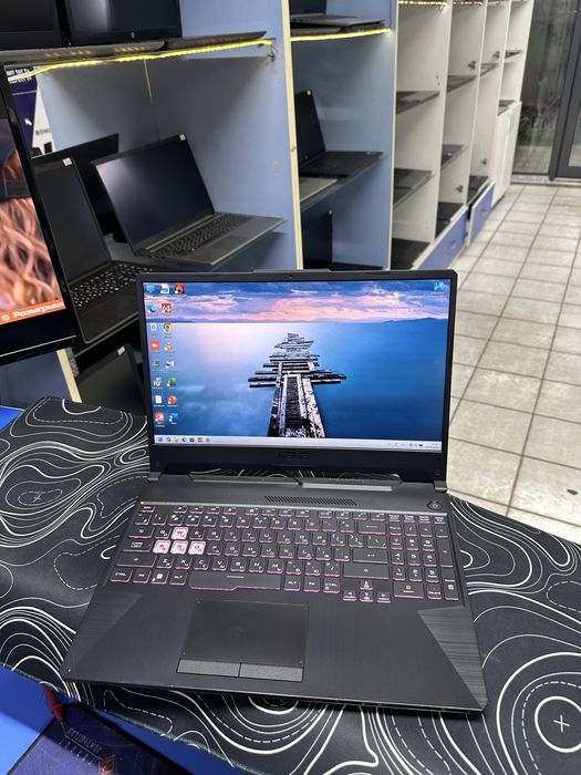 Asus TUF Core i5-11400H ОЗУ-16ГБ ССД-512ГБ GeForce RTX3050 в хорошем с
