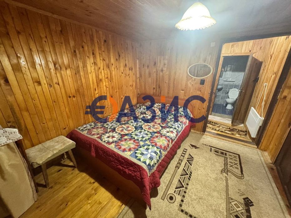 Продава се Къща в с. Просеник, Област Бургас - 565 кв.м за 163 €/кв.м - Снимка #11