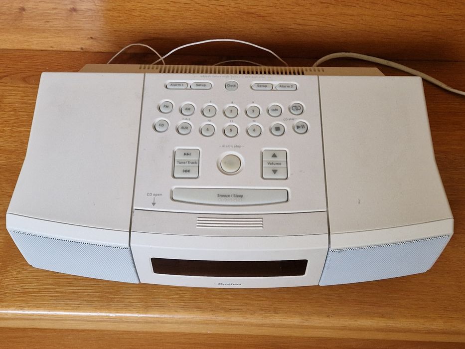 Boston Acoustics Microsystem CD (similar cu Bose wave)