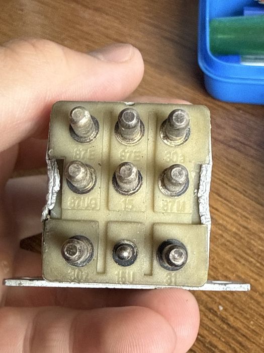 Реле перегрузки мерседес 124. W124 e280