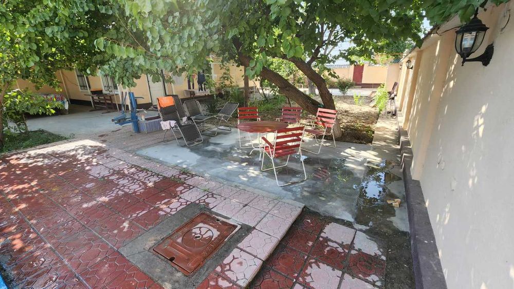 Urtasaroyda suvni buyida Dacha sotiladi!