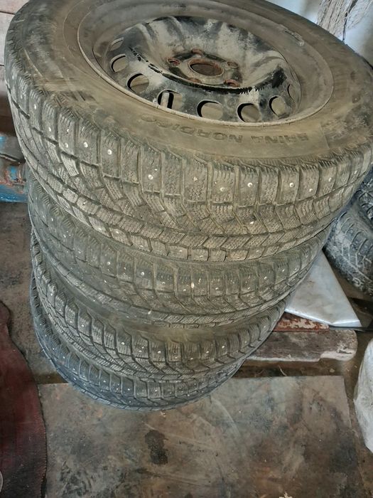 Продам 4 колеса в сборе