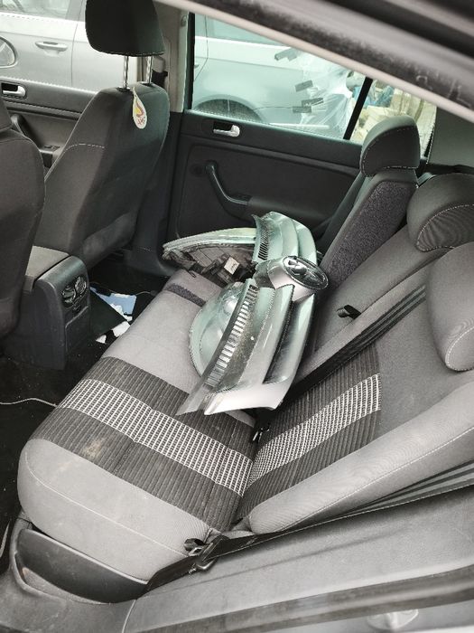 Interior complet golf 5plus cu încălzire impecabil