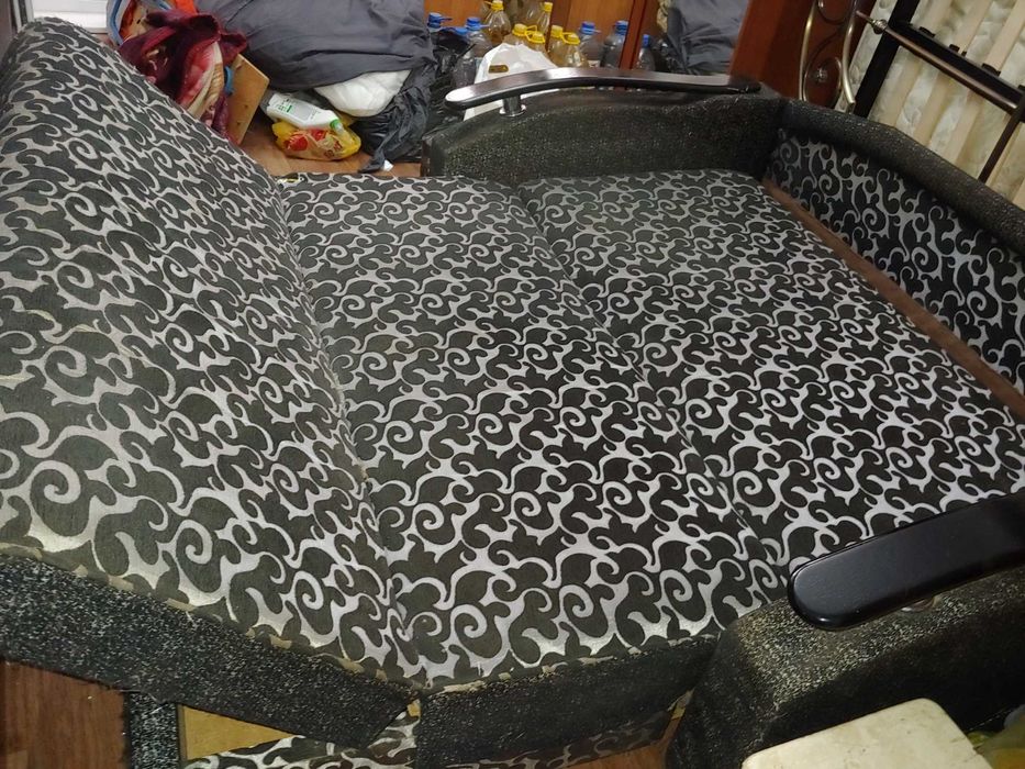 продам мини диван-аккордион