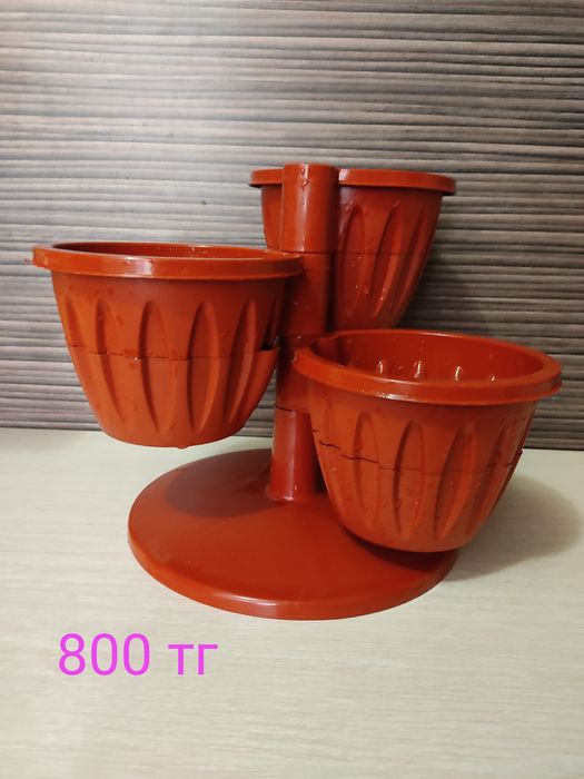 Продам этажерки для цветов