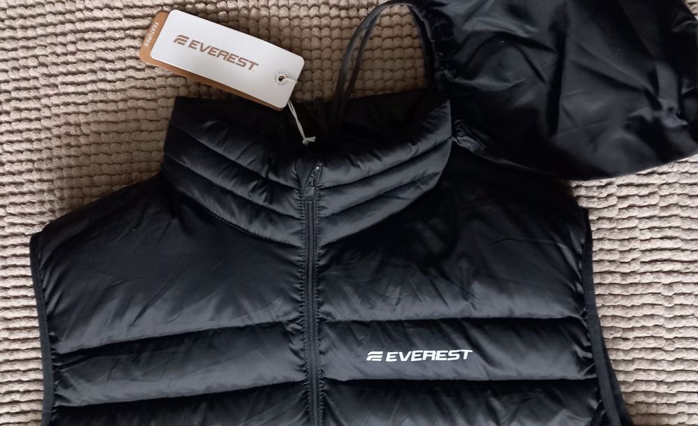 Нов мъжки пухен елек Everest L