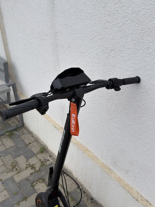 vand kukirin g3 in stare perfecta cu incarcator