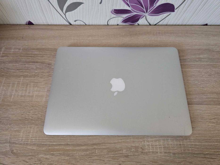 MacBook Air (13-inch, Early 2015)
