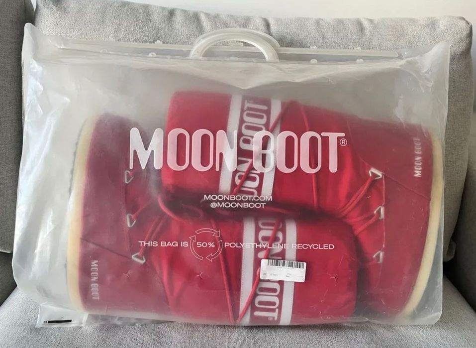 Moonboot нови 39-41 черни, червени