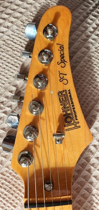 Продавам Hohner ST Special-Professional