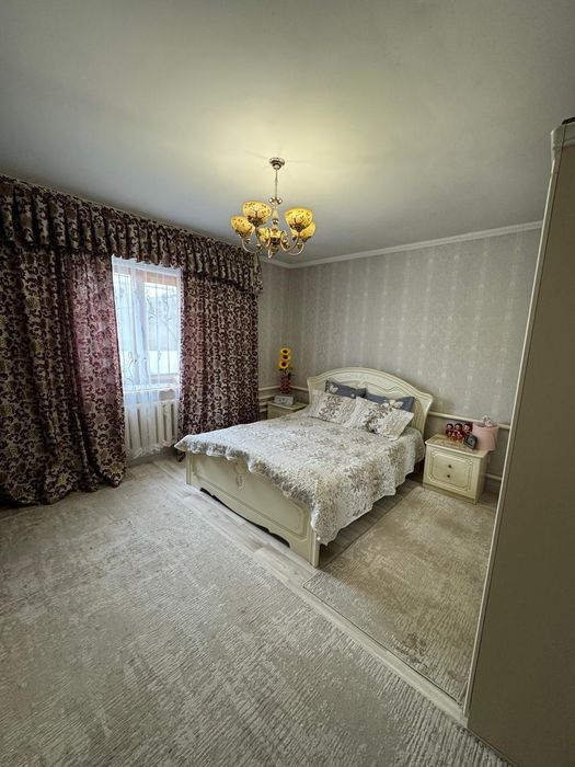 Продаётся дом в центре города