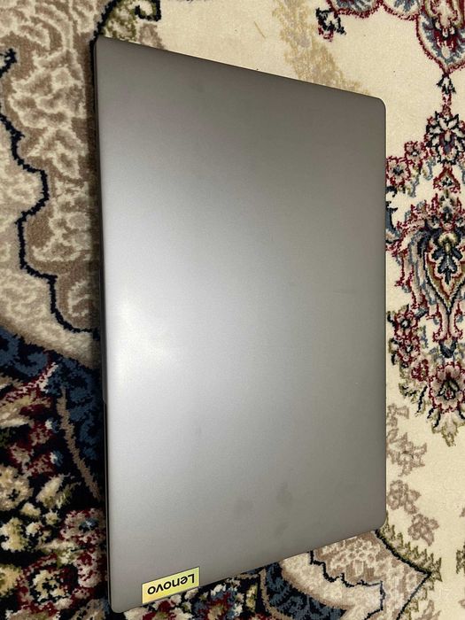 laptop lenevo IdeaPad slim 3 AMD ATHLON SILVER 10     8 / 256