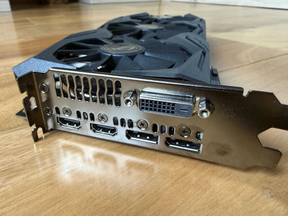 Видео карта ASUS GeForce GTX 1080 8GB ROG Strix