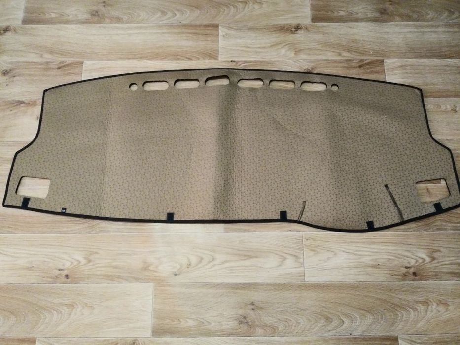 Тойота Королла 2014 накидка на панель.