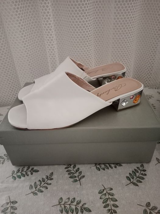 Разные 40-41р.женская обувь