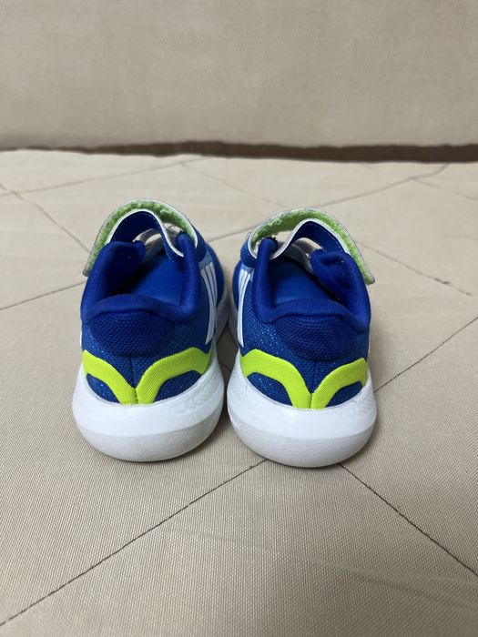 Кроссовки детские adidas