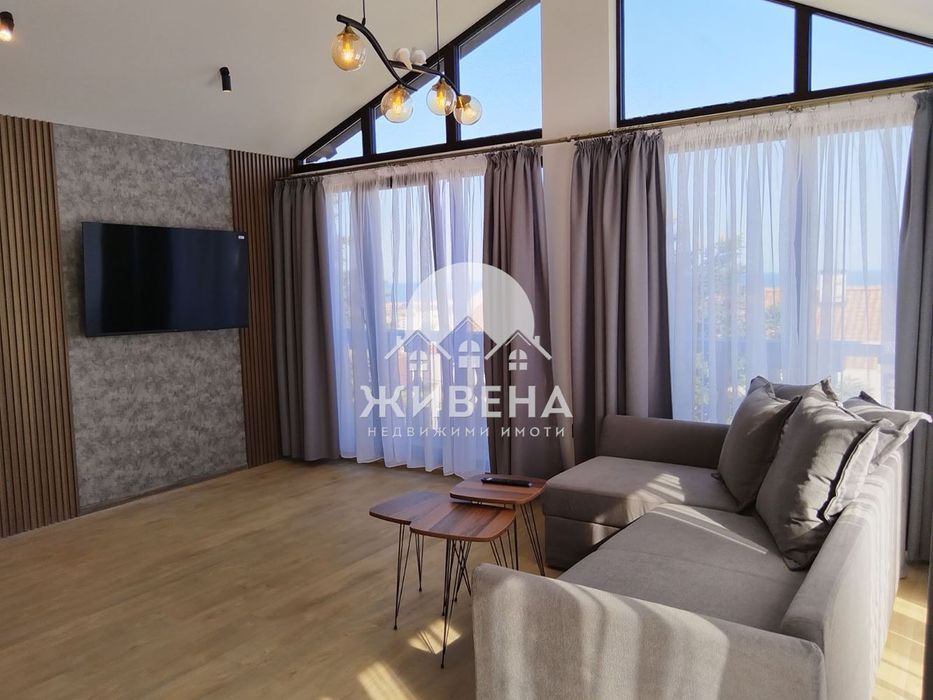 Дава се под наем Четиристаен апартамент в к.к. Св.Св. Константин и Елена - 105 кв.м за 997.05 € - Снимка #2