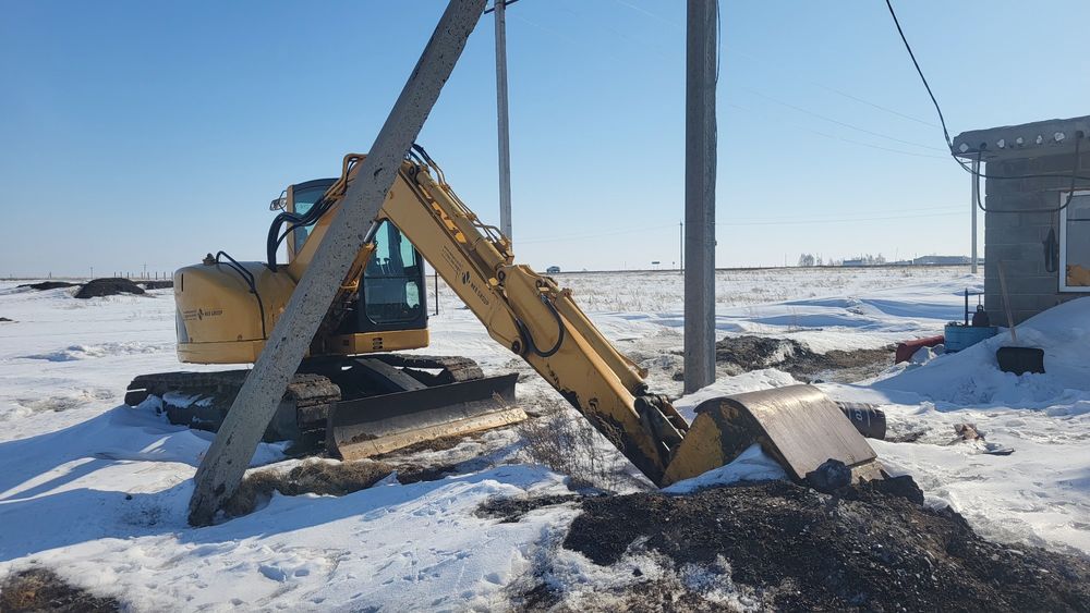 Экскаватор KAT   гусеничный 8 тонник