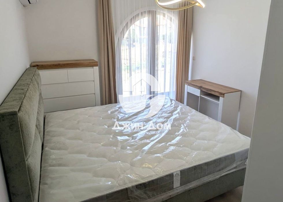 Стилен двустаен апартамент в к-с „Гранд Вилидж“, с. Кошарица