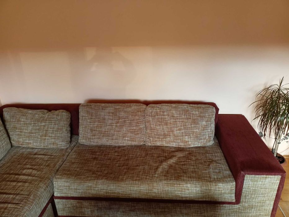 Coltar sufragerie si cuburi cu depozitare