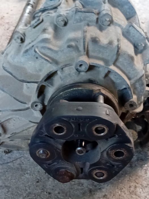 Раздава от скоростна кутия за BMW X5 3.0 d 184 к.с.