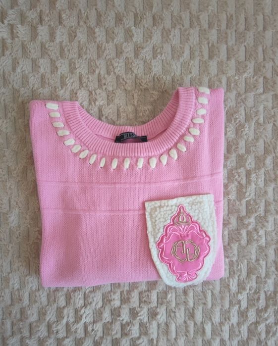 Пуловери и блузки Алеса/Alessa