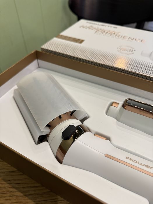 Фен-щетка Rowenta ultimate experience