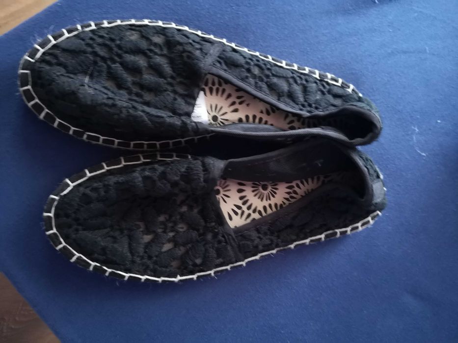 Дамски обувки нови