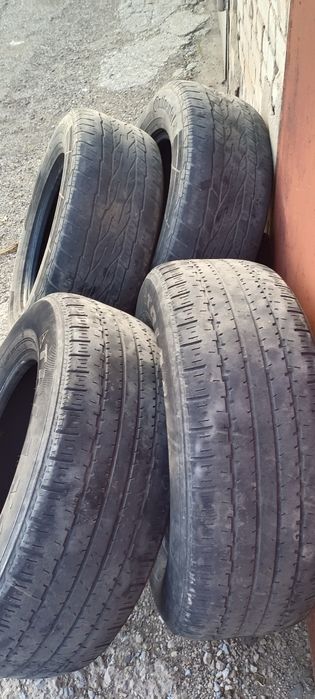 Продам шины на Прадо