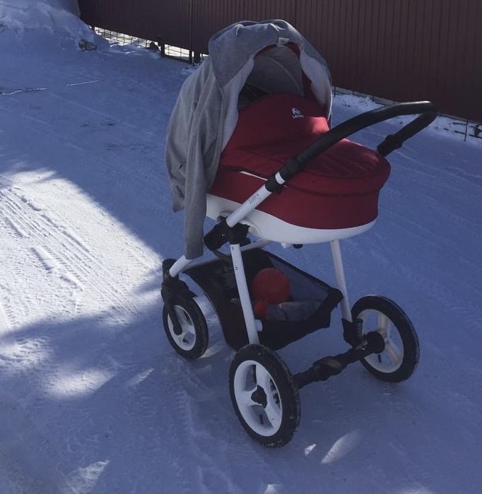 Детская коляска