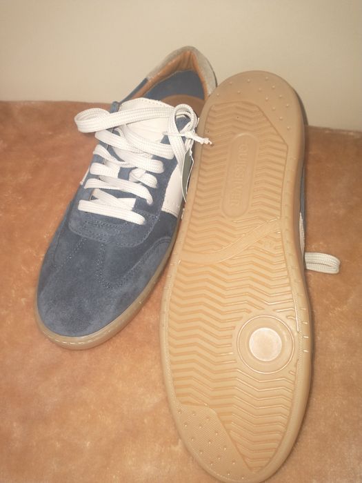 Adidași, piele  43