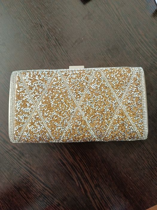 Продам клатчи новые