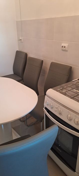 Apartament de vanzare  vizavi de Hotel  Victoria